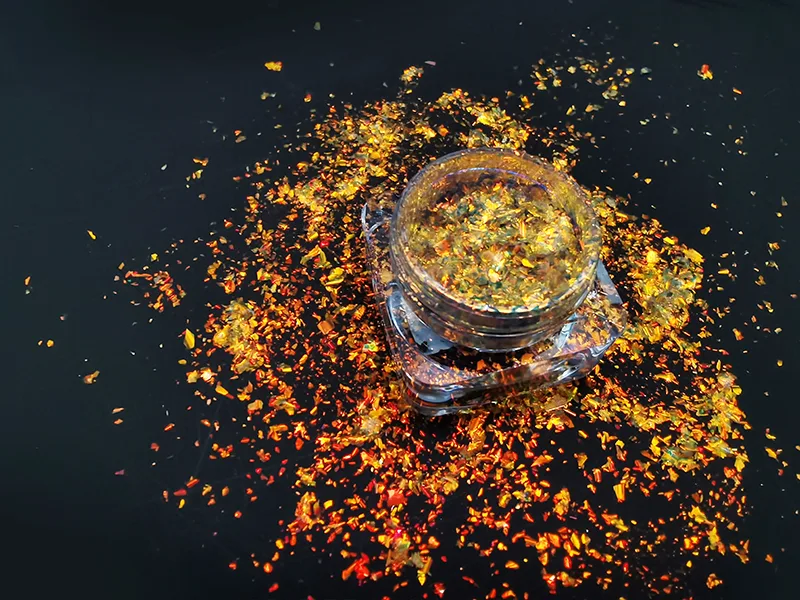 Optical Color-Shifting Pigment